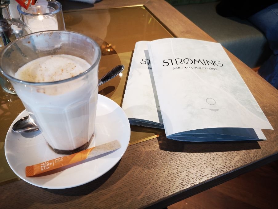 samen kletsen koffie drinken gezelschap echt